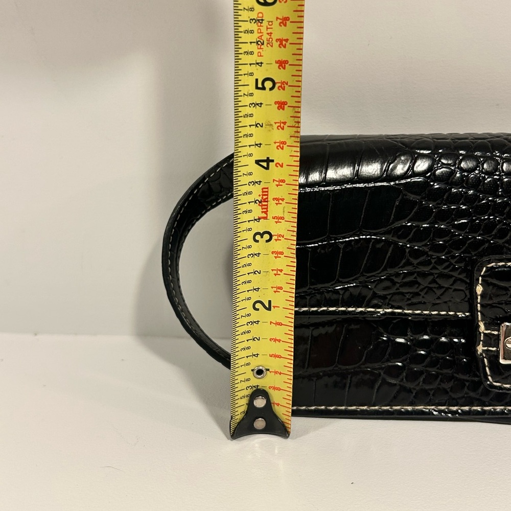 Liz Claiborne Croc Embossed Baguette Shoulder Bag Black Patent Small Purse - Picture 11 of 12